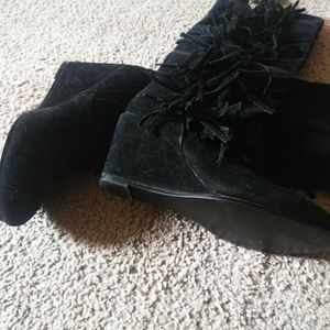 Brand new black boots size 7
